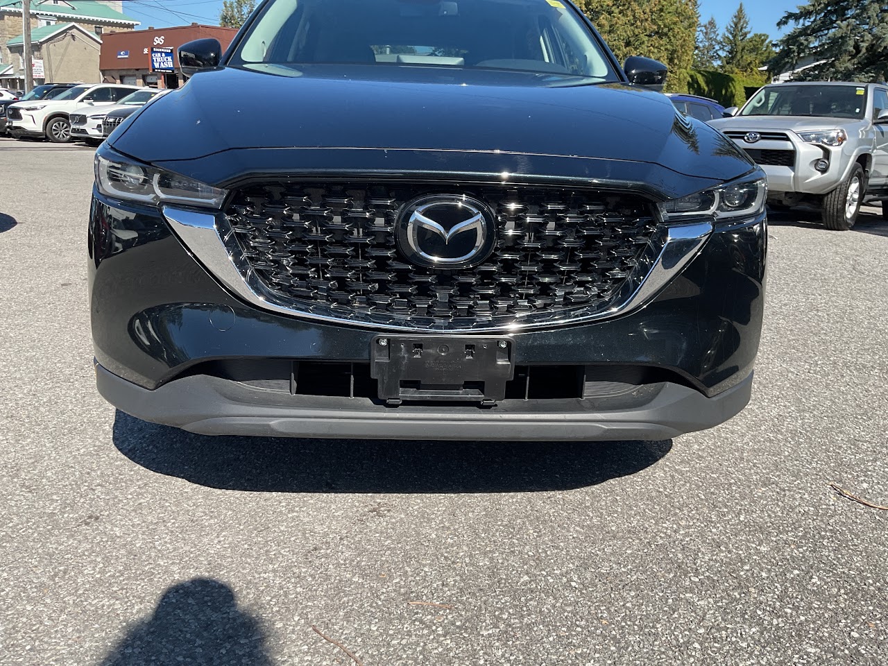 2025 Mazda CX-5 — photo 11 of 34