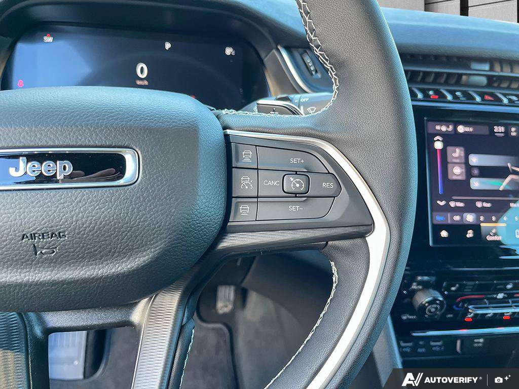 2025 Jeep Grand Cherokee — photo 22 de 31
