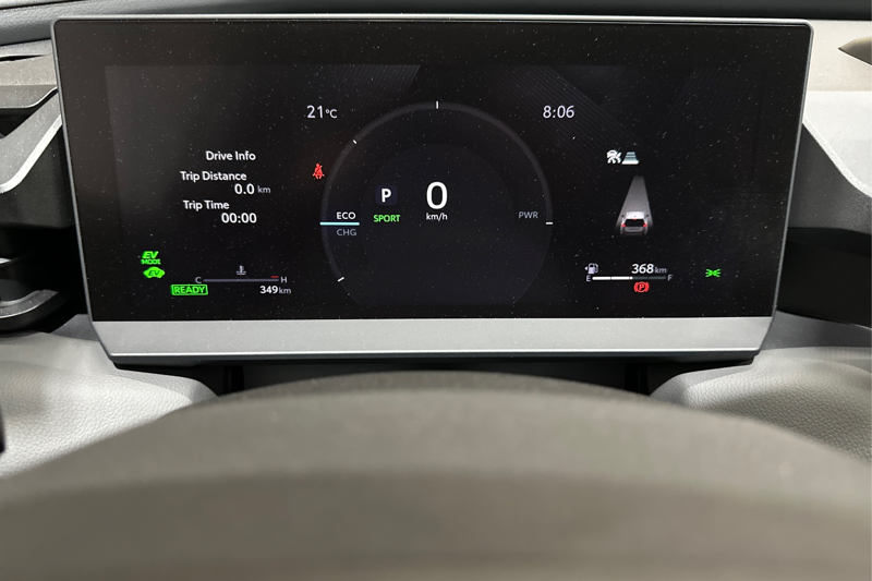 2026 Toyota RAV4 — photo 15 of 28